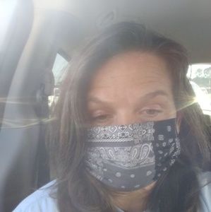 Meet your Posher, Deborah